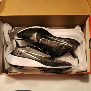 Women's Nike Zoom Gravity